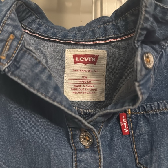 Levi’s Denim Dress - Picture 2 of 3